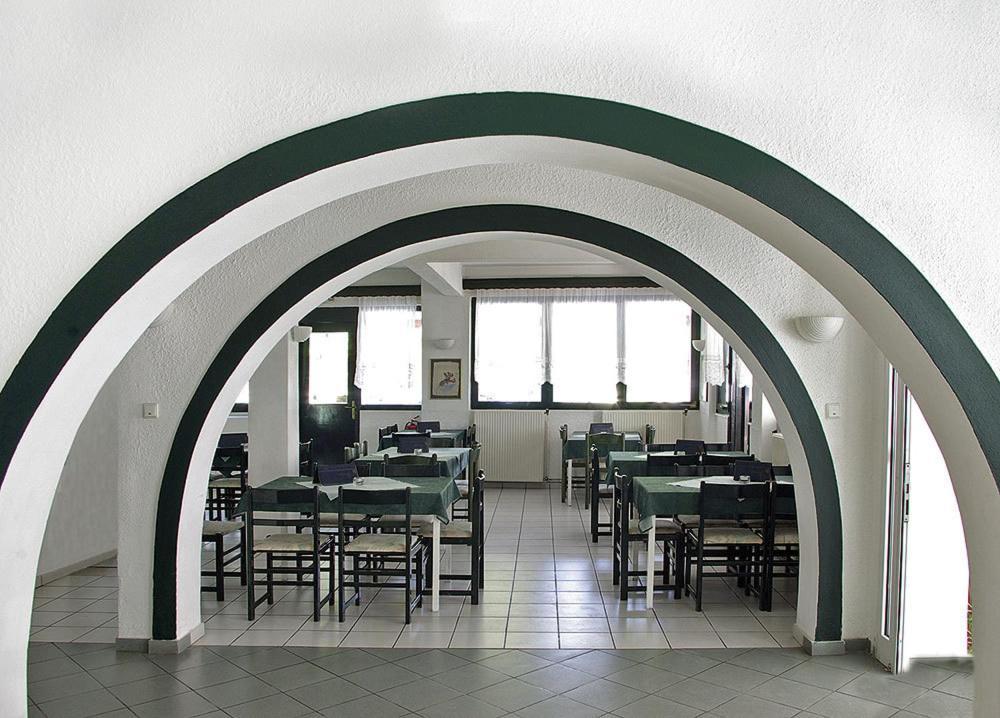 Hotel Helios Paralía Buitenkant foto